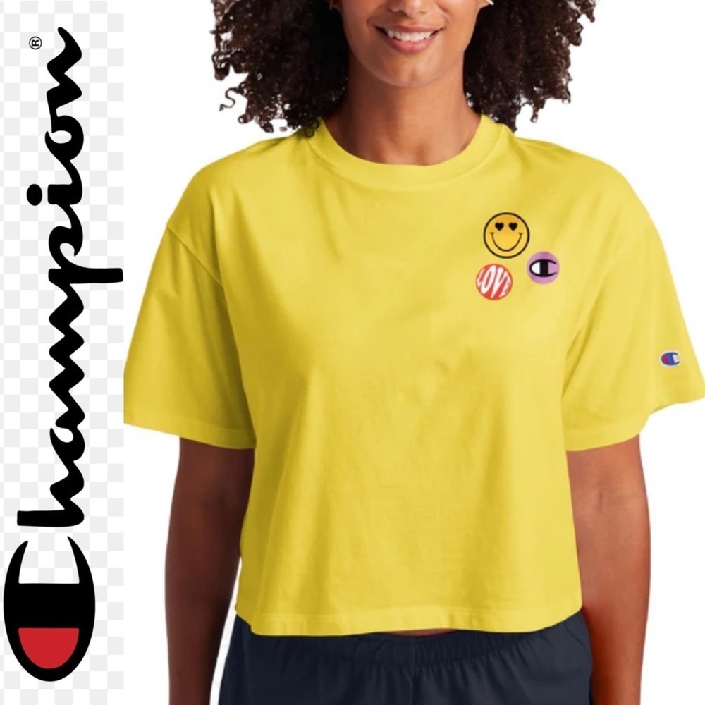 NWT. $25R Champion Get Happy Women’s Graphic Crop Top. Size Large